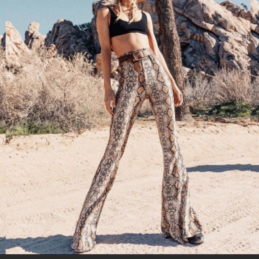 PRINCESS POLLY High Waisted Snakeskin Print Flare Pants Size 2